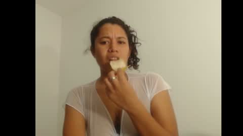 emely and felix online show from 1, 1, 2025
