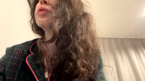 forbiddennvelvet online show from 2, 2, 2026