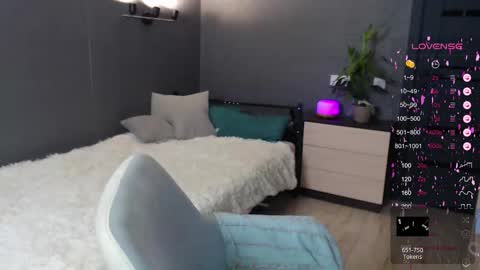 Snapshot of foreversmileme chatting on 10, 9, 2025 Julia online show from 10, 9, 2025