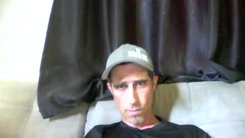 Snapshot of fouraide42 chatting on 27, 5, 2026 fouraide42 online show from 27, 5, 2026