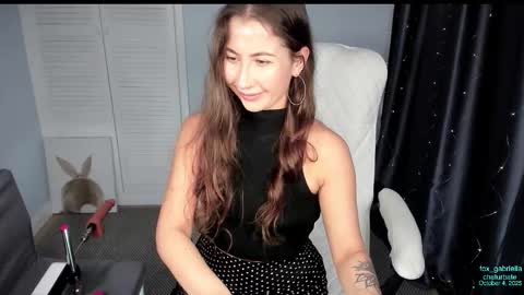 Jasmine Im back online show from 4, 10, 2025