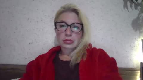fox_red_lady7 online show from 5, 10, 2025