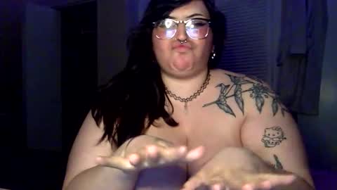 foxdarling96 online show from 15, 3, 2026