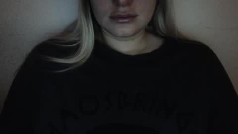 i am your baby Alien  online show from 8, 1, 2025