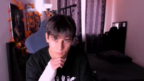 Foxicfu online show from 3, 12, 2025