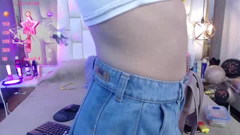 Foxxy  online show from 23, 10, 2025