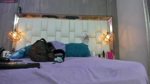 Foxxy  online show from 20, 4, 2026