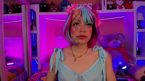 Miss Evans online show from 6, 5, 2026