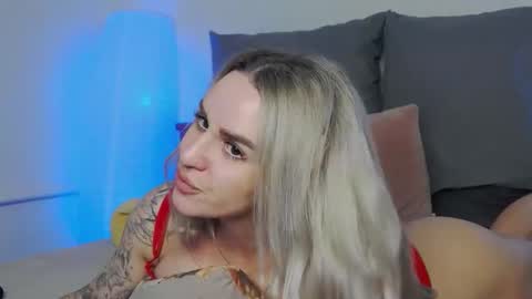 Foxy Kimmi online show from 3, 2, 2026