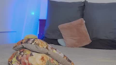 Foxy Kimmi online show from 22, 3, 2026