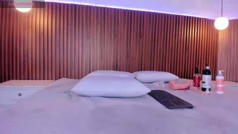 foxy_kylie online show from 10, 3, 2026