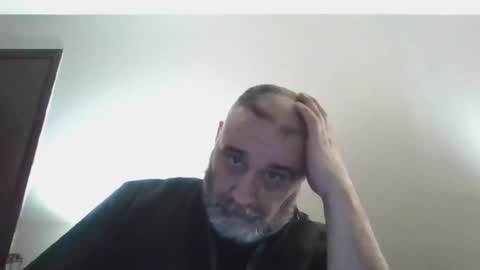 Snapshot of foxyfang chatting on 21, 12, 2025 foxyfang online show from 21, 12, 2025