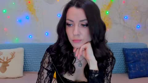 Foxy online show from 9, 5, 2026