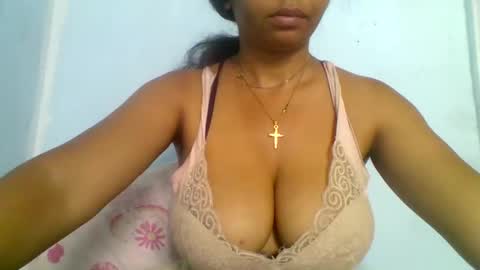 fracisca2204 online show from 3, 12, 2025