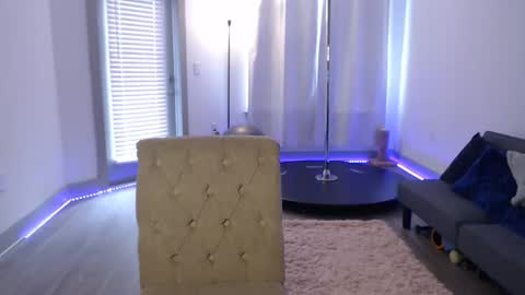 Angel online show from 25, 2, 2025