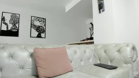 Snapshot of fraiderbrown chatting on 27, 9, 2025 IM FRAIDER online show from 27, 9, 2025