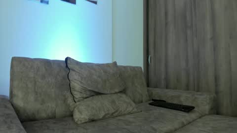 IM FRAIDER online show from 4, 12, 2025