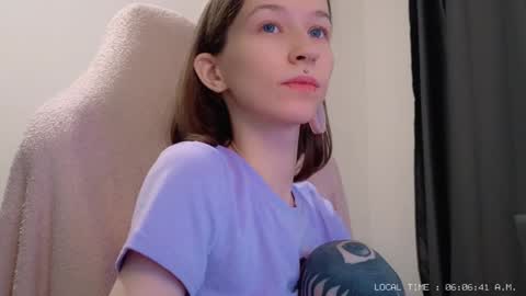 fran_bow online show from 26, 12, 2024