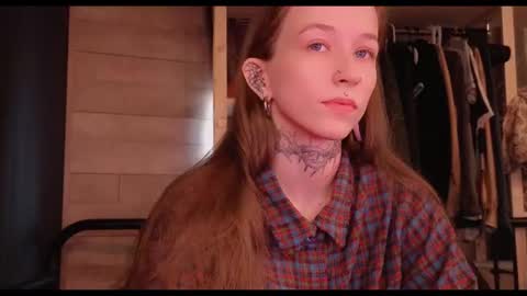 fran_bow online show from 20, 7, 2026