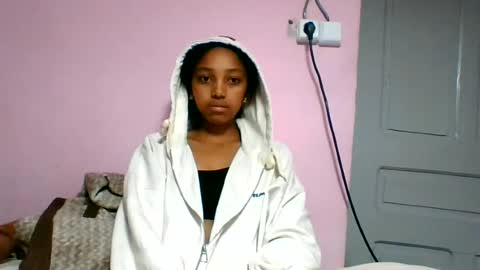 Snapshot of francia333068 chatting on 11, 6, 2026 francia333068 online show from 11, 6, 2026