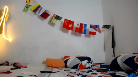 francihot4 online show from 18, 7, 2026