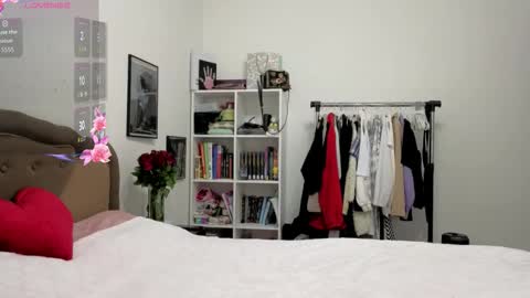 Francis online show from 8, 3, 2026