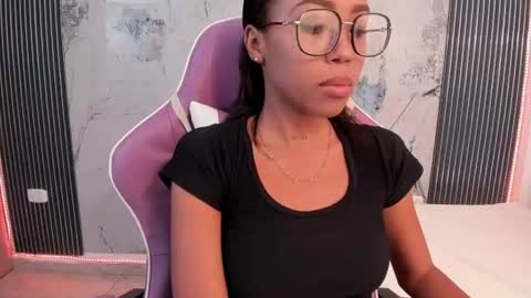 Laura online show from 25, 6, 2026