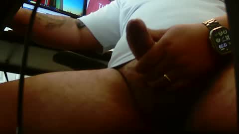 Snapshot of frank1107 chatting on 8, 9, 2025 Frank online show from 8, 9, 2025