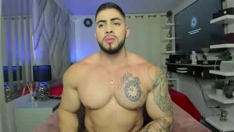 frank_foxx1 online show from 13, 4, 2026