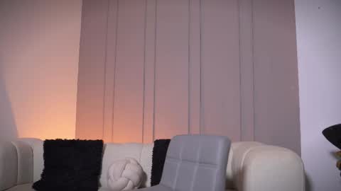 Snapshot of frankfarrellx chatting on 17, 3, 2026 Frank Farrell. Hey remember to give me a thumbs up Ty online show from 17, 3, 2026