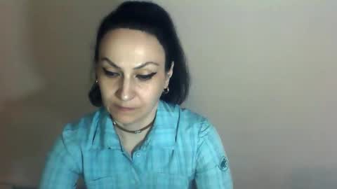 frankieteasing online show from 10, 4, 2026