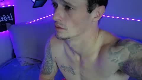 Snapshot of frankoafterdark chatting on 12, 9, 2025 Franco online show from 12, 9, 2025