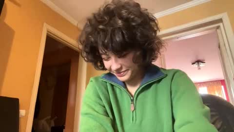 Snapshot of frankreyne chatting on 5, 11, 2025 Lily online show from 5, 11, 2025