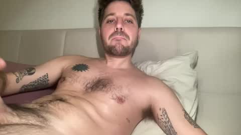 Snapshot of frankybiiig chatting on 13, 1, 2026 thegoodandbiiig online show from 13, 1, 2026