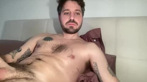 Snapshot of frankybiiig chatting on 5, 2, 2026 thegoodandbiiig online show from 5, 2, 2026