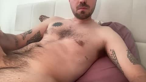 Snapshot of frankybiiig chatting on 24, 5, 2026 thegoodandbiiig online show from 24, 5, 2026