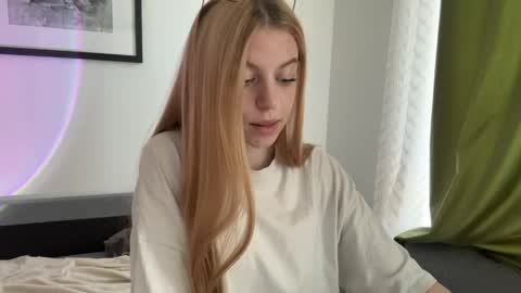 franny_fresh online show from 24, 3, 2026