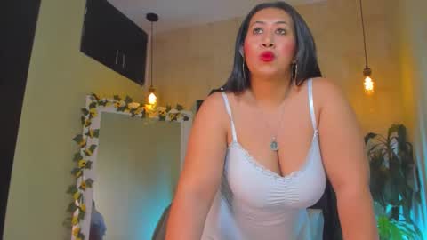 Fransheska online show from 9, 5, 2026