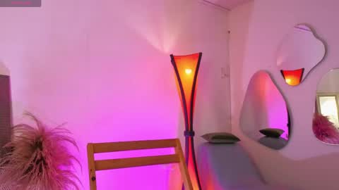 Fransheska online show from 21, 4, 2026