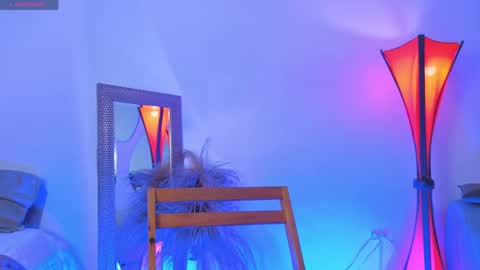 Fransheska online show from 25, 4, 2026