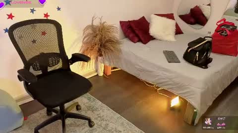 Fransheska online show from 3, 8, 2026