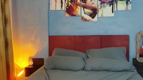 I am franzeva  online show from 24, 3, 2026