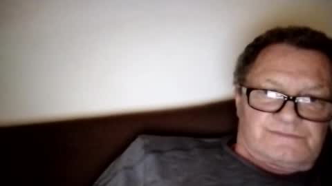 Wolfi online show from 21, 12, 2025