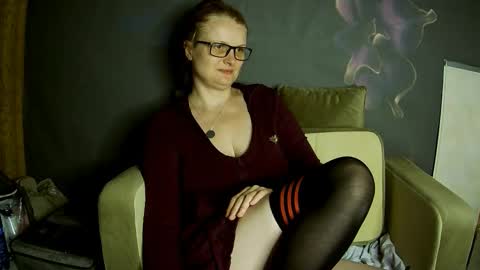 Snapshot of frauket chatting on 9, 9, 2025 FrauKet online show from 9, 9, 2025