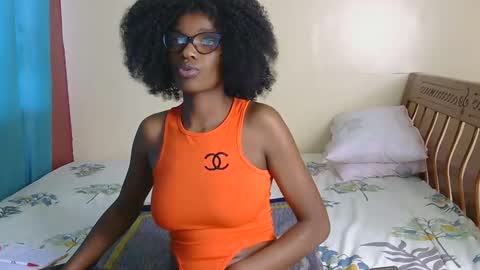 Snapshot of freakky_nessa chatting on 14, 12, 2024 Nessa-Independent model online show from 14, 12, 2024