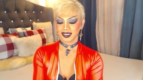 Snapshot of freakyzizi chatting on 13, 1, 2026 FREAKY ZIZI online show from 13, 1, 2026