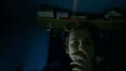 Snapshot of fred271993 chatting on 14, 1, 2025 Britishbum online show from 14, 1, 2025
