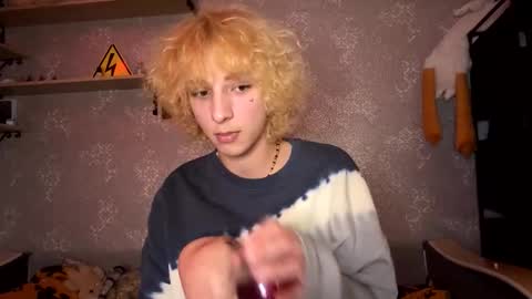 Snapshot of fred_bucks chatting on 9, 3, 2026 fred bucks online show from 9, 3, 2026