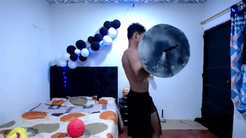 Snapshot of freddy_romans2 chatting on 14, 12, 2025 freddy romans online show from 14, 12, 2025