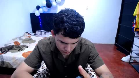 Snapshot of freddy_romans2 chatting on 23, 12, 2025 freddy romans online show from 23, 12, 2025